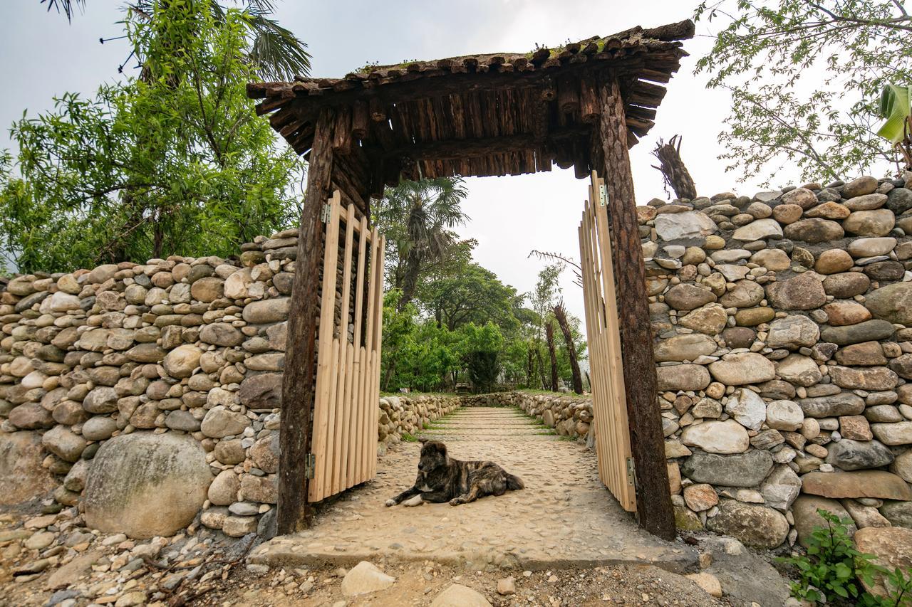 Tavan Riverside Ecolodge Сапа Екстериор снимка